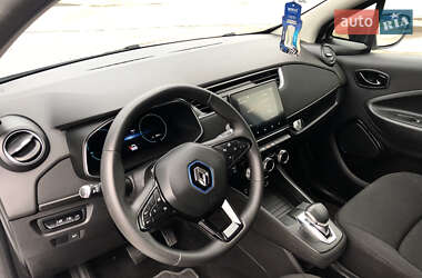 Хэтчбек Renault Zoe 2020 в 