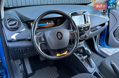 Хэтчбек Renault Zoe 2018 в 