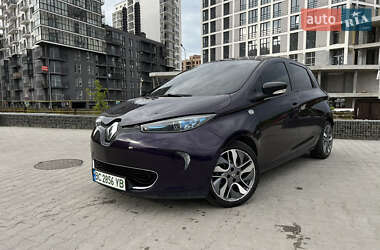 Хэтчбек Renault Zoe 2018 в 