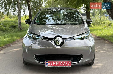 Хэтчбек Renault Zoe 2016 в 