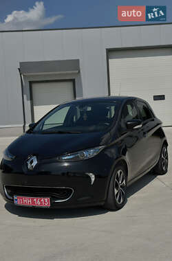 Хэтчбек Renault Zoe 2017 в 