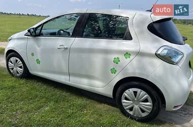 Хэтчбек Renault Zoe 2013 в 