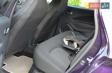 Хэтчбек Renault Zoe 2019 в 