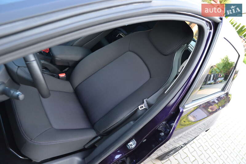 Хетчбек Renault Zoe 2019 в Луцьку