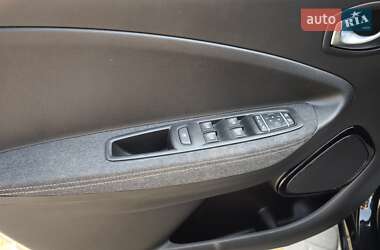 Хэтчбек Renault Zoe 2023 в 
