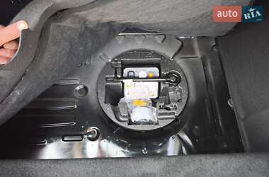Хэтчбек Renault Zoe 2023 в 