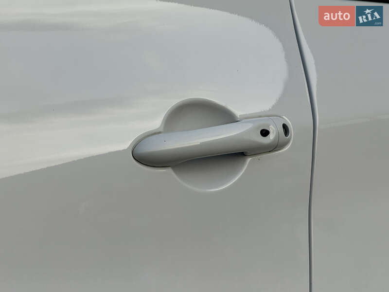 Хетчбек Renault Zoe 2019 в Луцьку