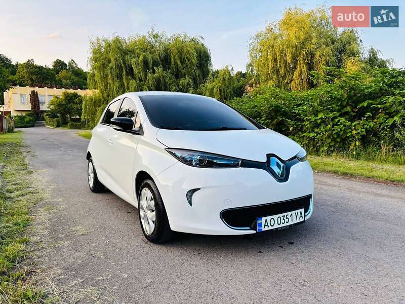 Хетчбек Renault Zoe 2015 в Ужгороді