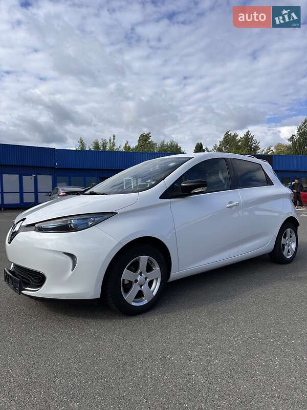 Хетчбек Renault Zoe 2016 в Києві