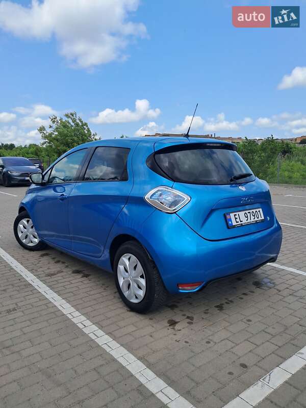 Хэтчбек Renault Zoe 2016 в Дубно