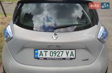 Хэтчбек Renault Zoe 2018 в 