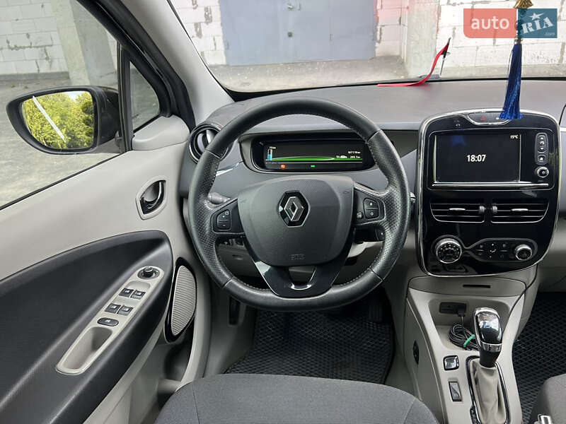 Хэтчбек Renault Zoe 2014 в Хмельницком