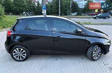 Хэтчбек Renault Zoe 2020 в 