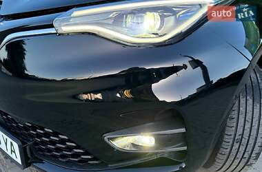 Хэтчбек Renault Zoe 2020 в 