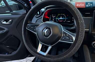Хэтчбек Renault Zoe 2020 в 