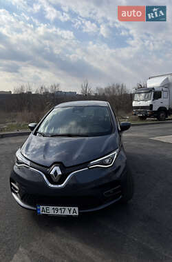 Хэтчбек Renault Zoe 2020 в 