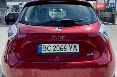 Хэтчбек Renault Zoe 2019 в 