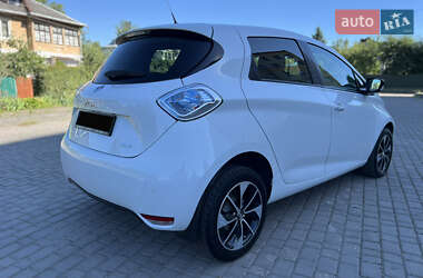 Хетчбек Renault Zoe 2017 в 