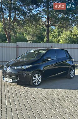 Хэтчбек Renault Zoe 2017 в 