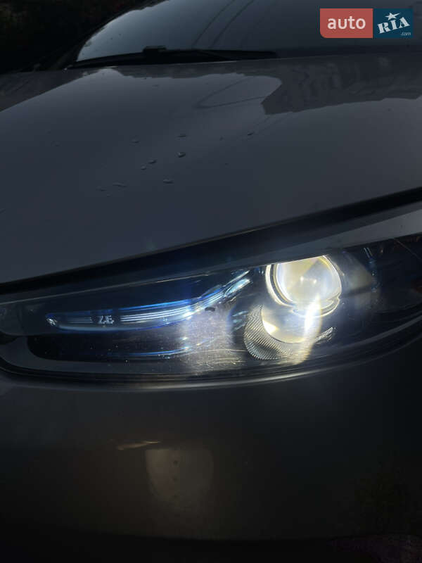 Хетчбек Renault Zoe 2015 в Львові