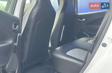 Хэтчбек Renault Zoe 2020 в 