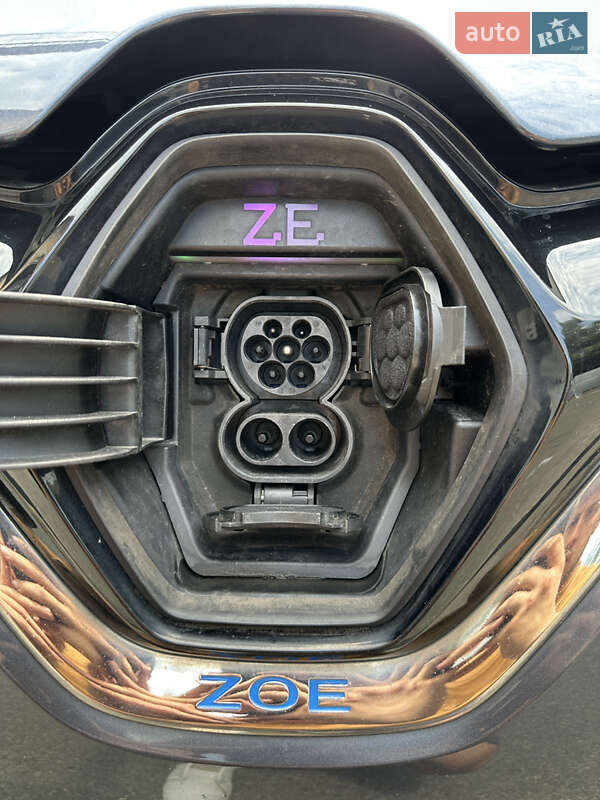Хэтчбек Renault Zoe 2020 в Киеве
