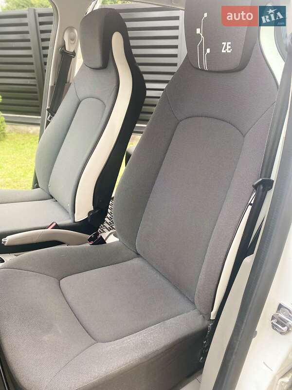 Хэтчбек Renault Zoe 2015 в Шептицькому
