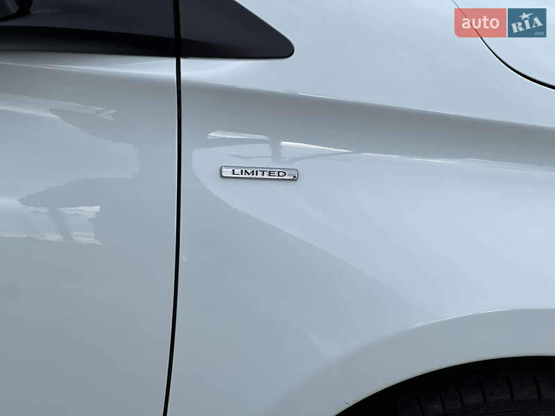 Хэтчбек Renault Zoe 2019 в Ровно