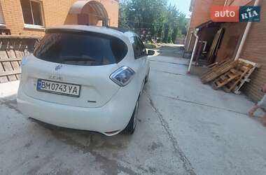 Хэтчбек Renault Zoe 2017 в 