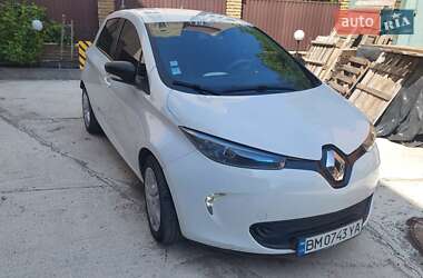 Хэтчбек Renault Zoe 2017 в 