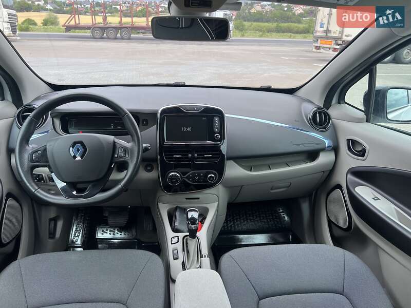 Хэтчбек Renault Zoe 2015 в Ровно