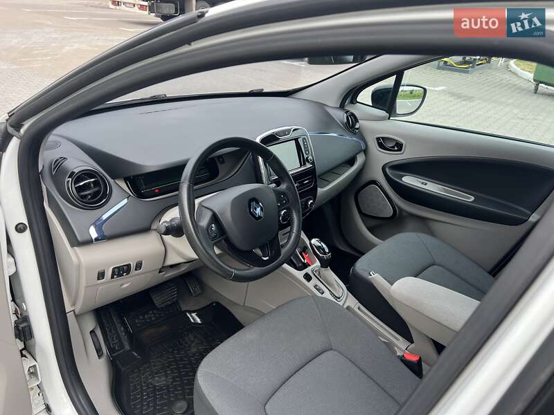 Хэтчбек Renault Zoe 2015 в Ровно
