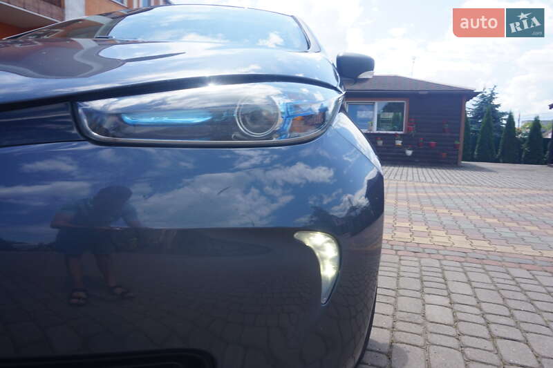 Хэтчбек Renault Zoe 2017 в Самборе