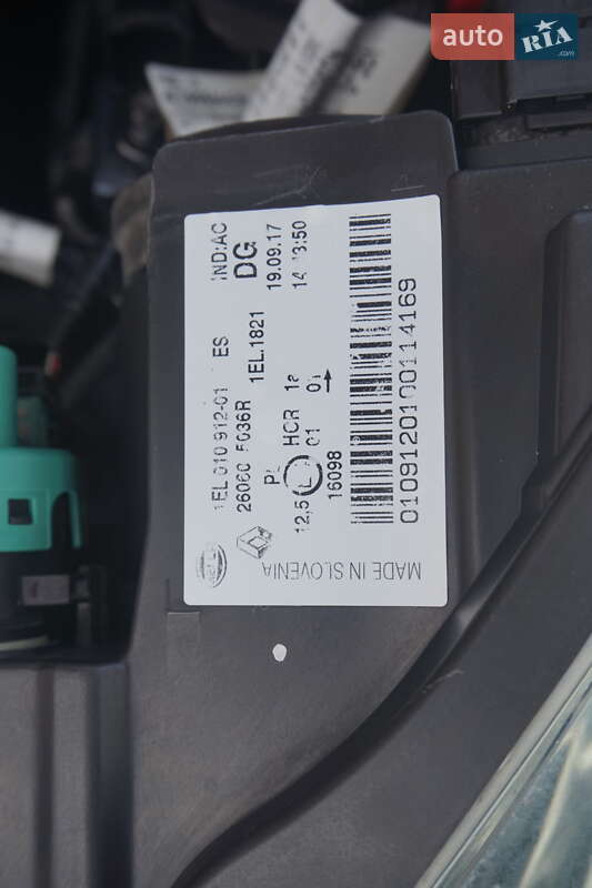 Хэтчбек Renault Zoe 2017 в Самборе