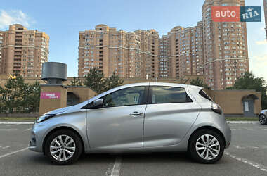 Хэтчбек Renault Zoe 2021 в 