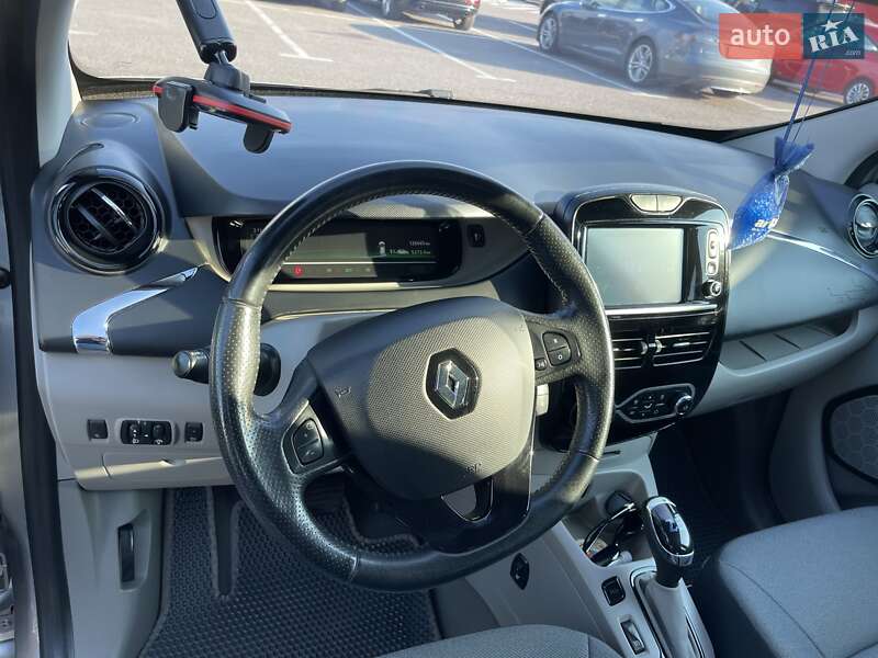 Хэтчбек Renault Zoe 2015 в Ровно