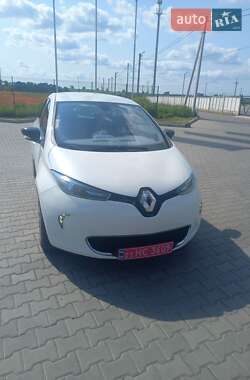Хетчбек Renault Zoe 2013 в 