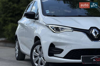 Хэтчбек Renault Zoe 2019 в 
