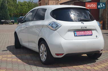 Хетчбек Renault Zoe 2016 в 