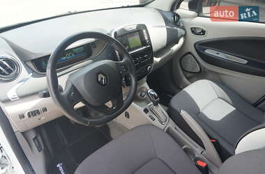 Хетчбек Renault Zoe 2016 в 