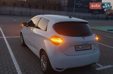 Хетчбек Renault Zoe 2020 в 