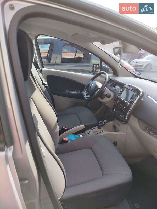 Хетчбек Renault Zoe 2015 в Львові