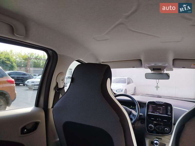 Хетчбек Renault Zoe 2015 в Львові
