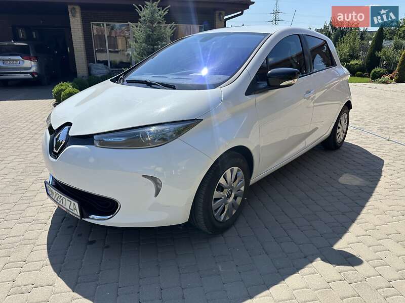 Хэтчбек Renault Zoe 2015 в Сумах