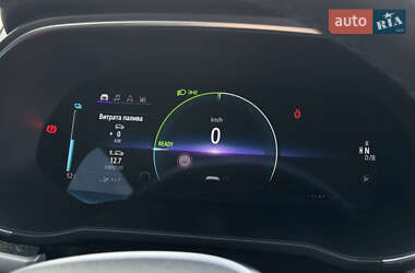 Хэтчбек Renault Zoe 2020 в 