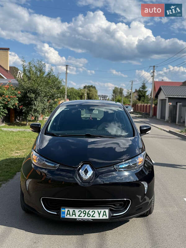 Хэтчбек Renault Zoe 2017 в Киеве
