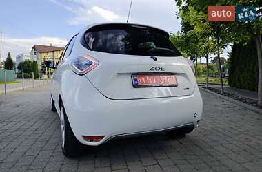 Хэтчбек Renault Zoe 2017 в 