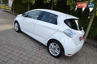 Хэтчбек Renault Zoe 2017 в 