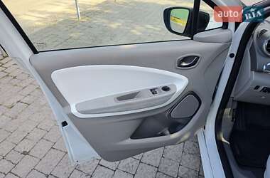 Хэтчбек Renault Zoe 2017 в 