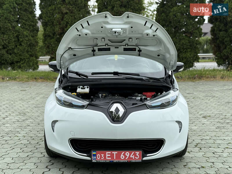 Хэтчбек Renault Zoe 2016 в Дубно
